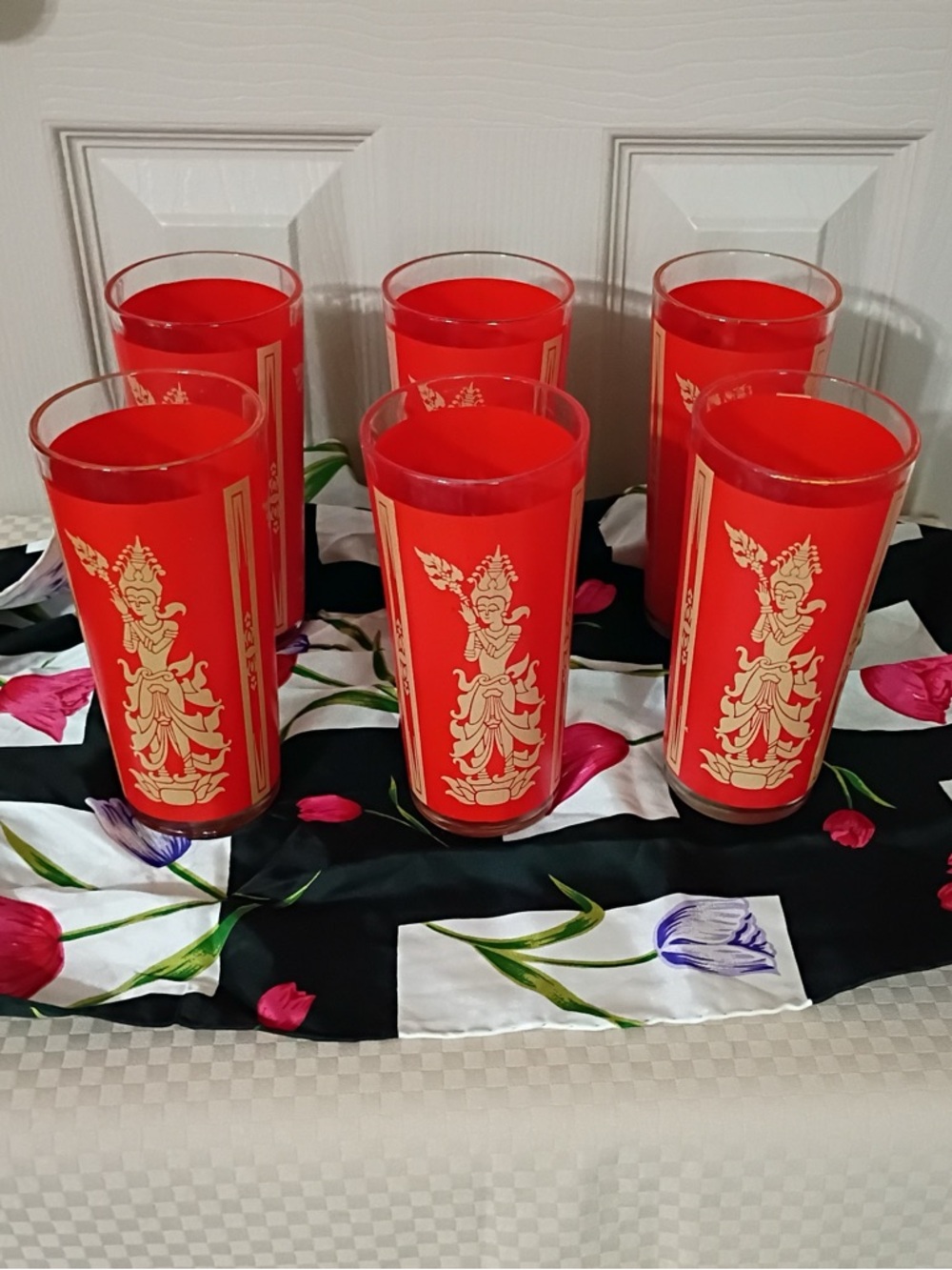 Culver 1960s highball glasses lot of 6 featuring Thai goddess motif in red/gold.